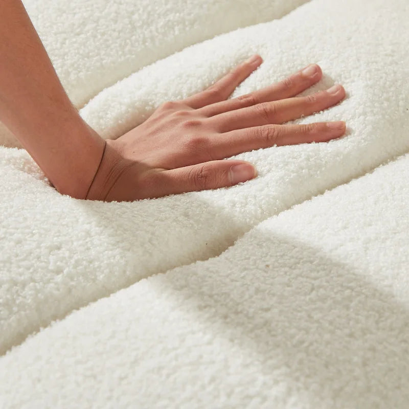 Fauteuil lounge Teddy beige 39,7 cm en tissu avec pieds en plastique