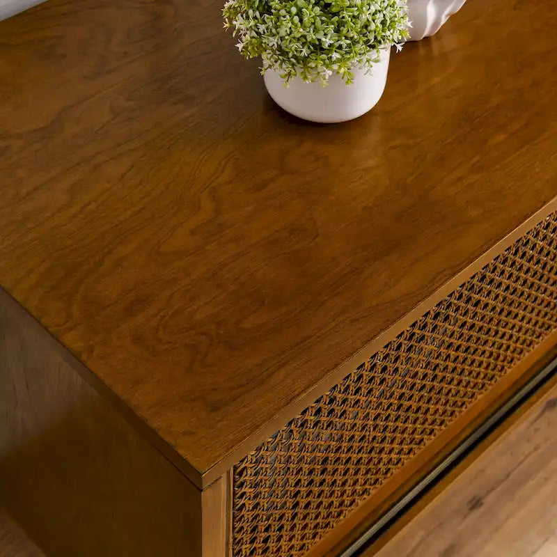 Meuble TV 59 pouces avec étagères ouvertes et portes en rotin pour téléviseurs de 65 pouces