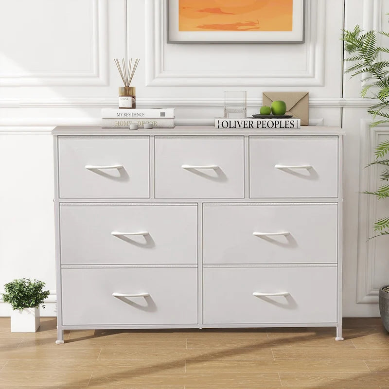 Commode à 7 tiroirs autoportante avec plateau en bois, idéale pour une chambre ou un dressing.