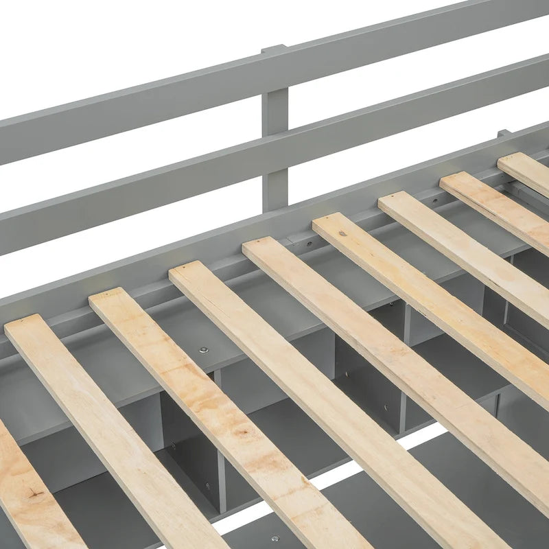 Lit mezzanine gris en bois massif (taille simple) avec bureau, armoires et étagères