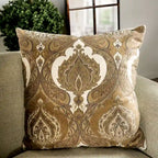 Canapé Brondon traditionnel en chenille crème avec accoudoirs roulés, par Furniture of America