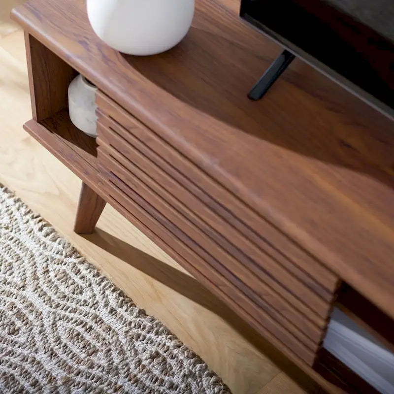 Meuble TV multimédia SAFAVIEH Teela en noyer, 150 cm (59 pouces) - 150 cm (59 po) L x 38 cm (15 po) l x 48 cm (19 po) H