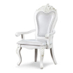 Chaises de salle à manger traditionnelles Eugene en bois massif avec garniture cloutée et pieds cabriolet (ensemble de 2) de Furniture of America