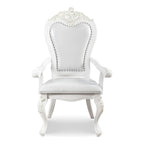 Chaises de salle à manger traditionnelles Eugene en bois massif avec garniture cloutée et pieds cabriolet (ensemble de 2) de Furniture of America